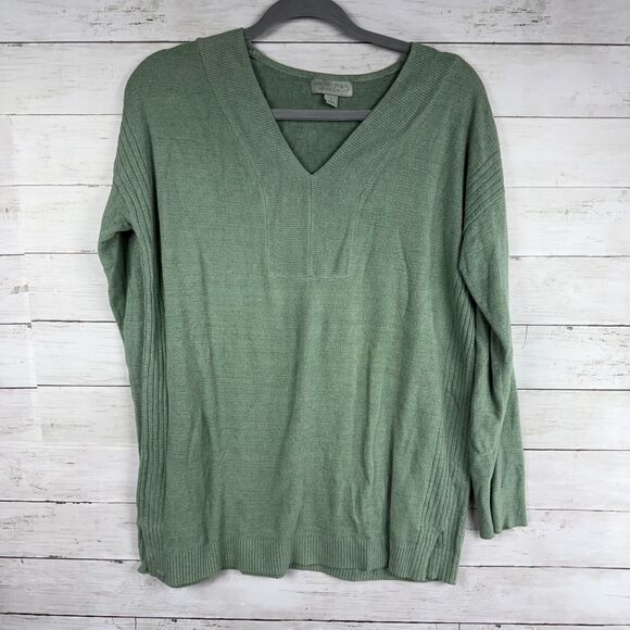 Barefoot Dreams Light Green CozyChic Ultra Lite V-Neck Sweater - Picture 1 of 3